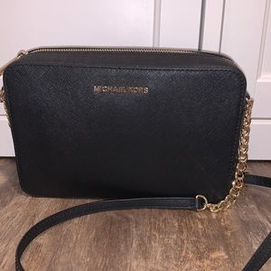 Michael Kors Black Jet Set Crossbody Bag